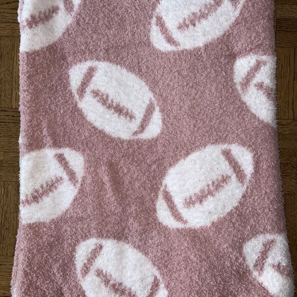 Artisan 34 Pink Football Throw Blanket Extra Soft Feather Knit 50”x 70” Reverse - Picture 2 of 3